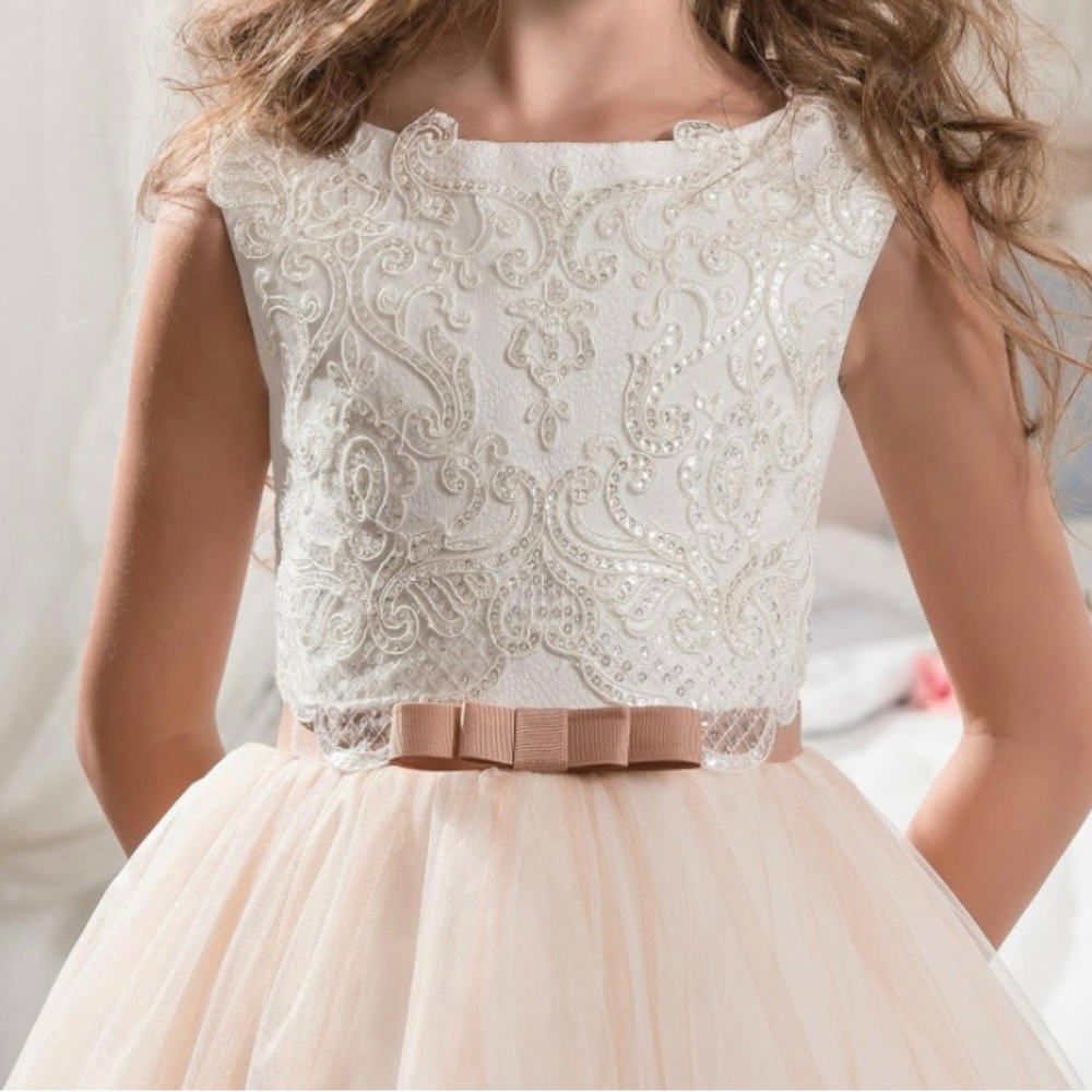 KissAngel Ivory Long Lace Flower Girl Dresses